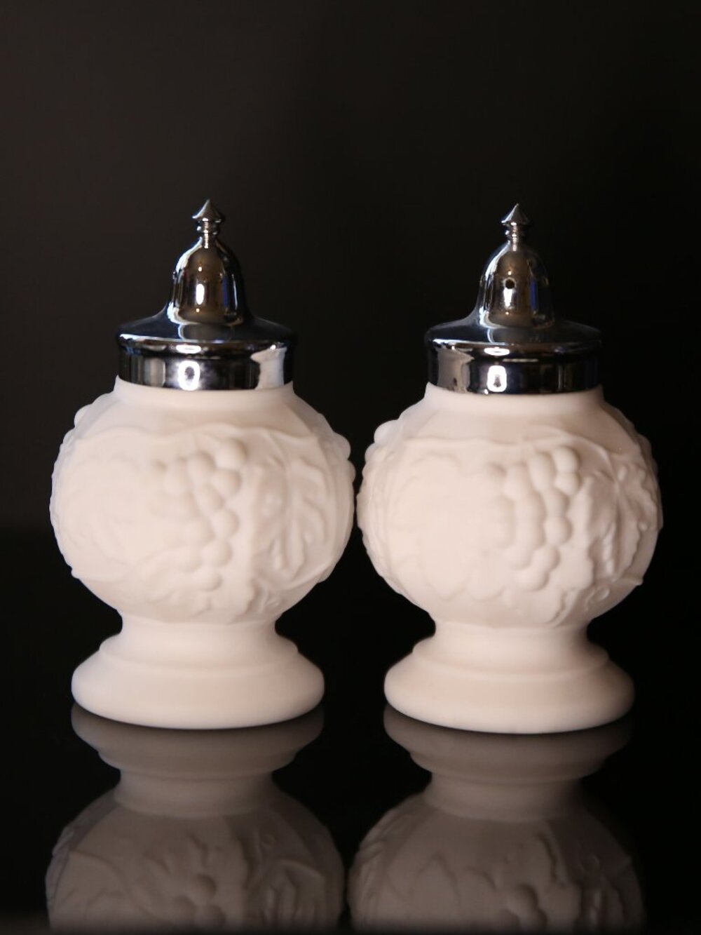 Vintage White Milk Glass Grape Salt Pepper Shakers Set Chrome Lids